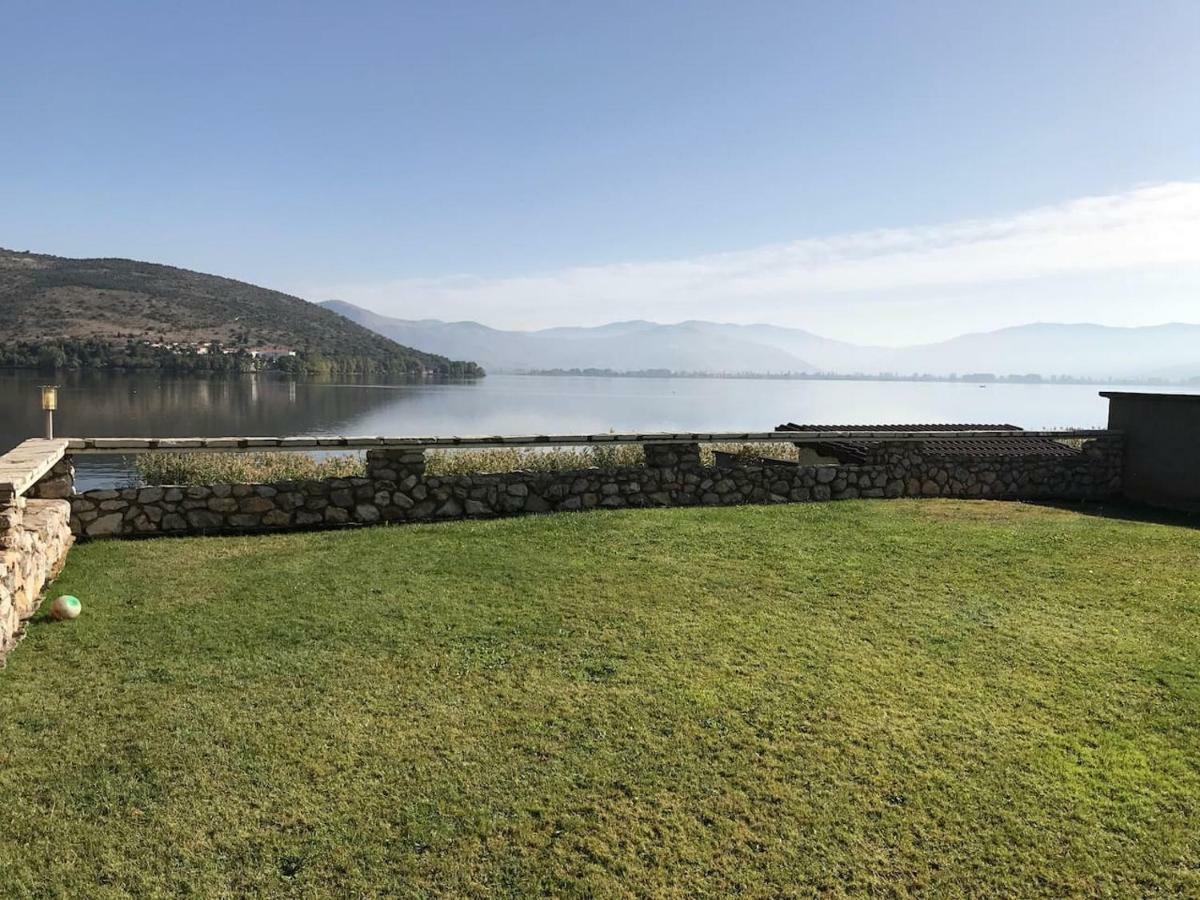 The Little Stone House By The Lake Castória Exterior foto
