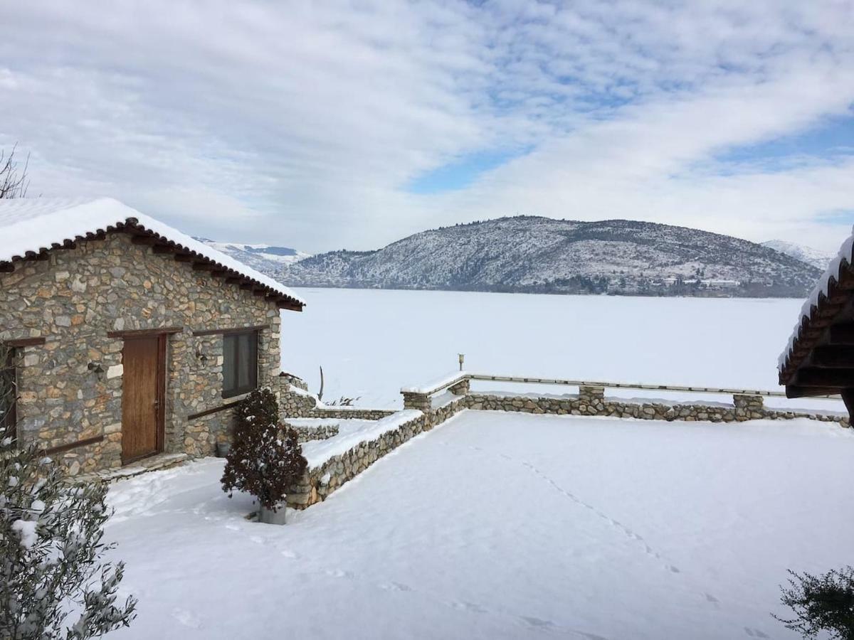 The Little Stone House By The Lake Castória Exterior foto